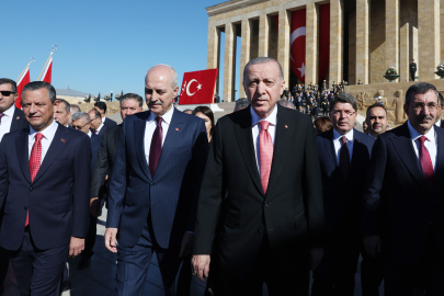 Devlet Adamları Anıtkabir'de